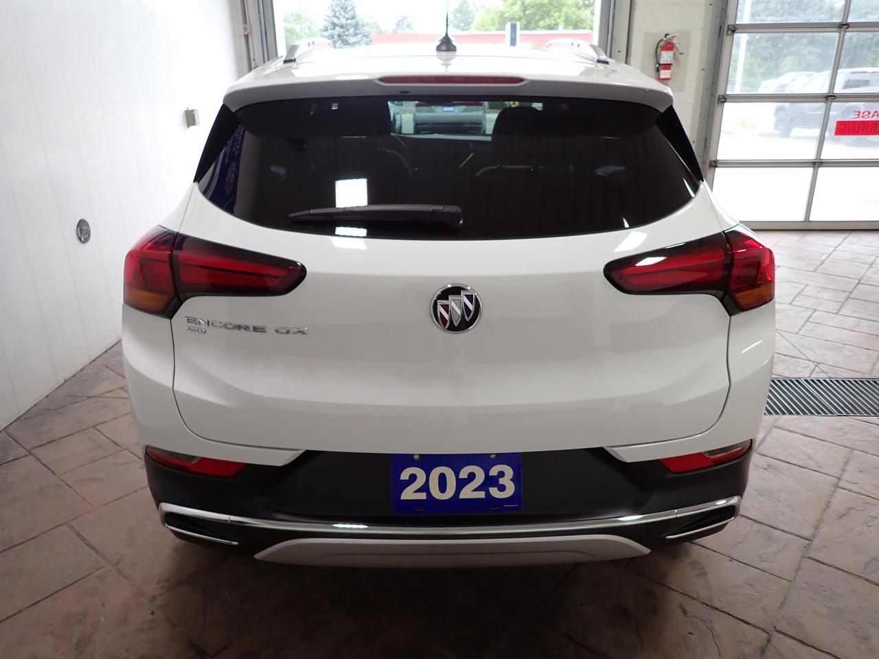 2023 Buick Encore GX Essence AWD 4DR LEATHER Listowel ON