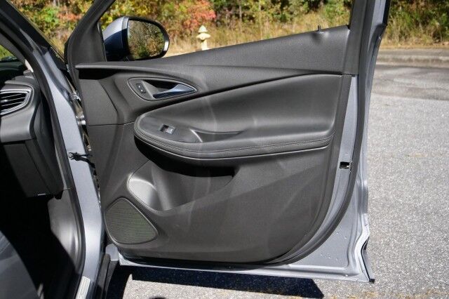 2023 Buick Encore GX Essence / Experience Package / Pano Sunroof! High Point NC
