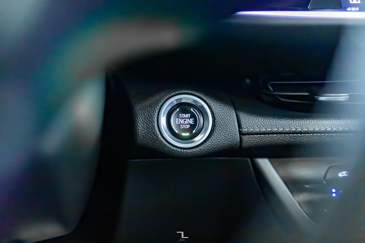 2023 Buick Envision AWD Avenir Leather Nav BCam Red Deer AB