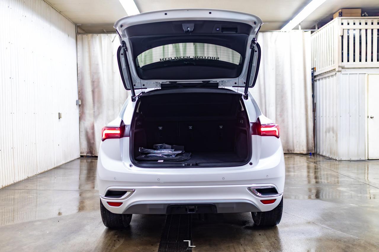 2023 Buick Envision AWD Avenir Leather Nav BCam Red Deer AB