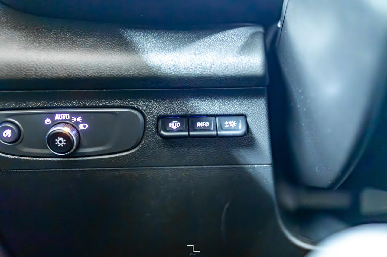 2023 Buick Envision AWD Avenir Leather Nav BCam Red Deer AB