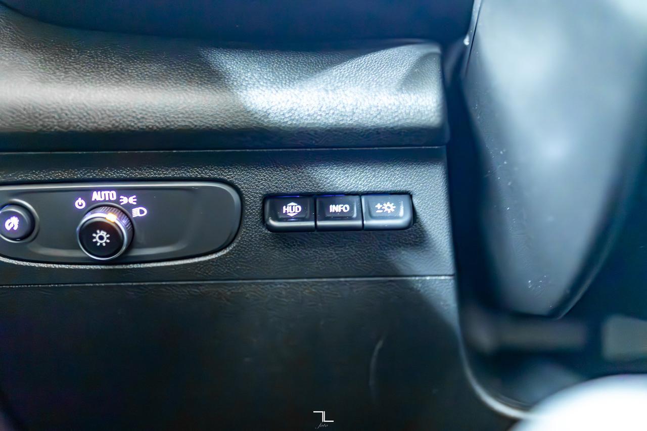 2023 Buick Envision AWD Avenir Leather Nav BCam Red Deer AB