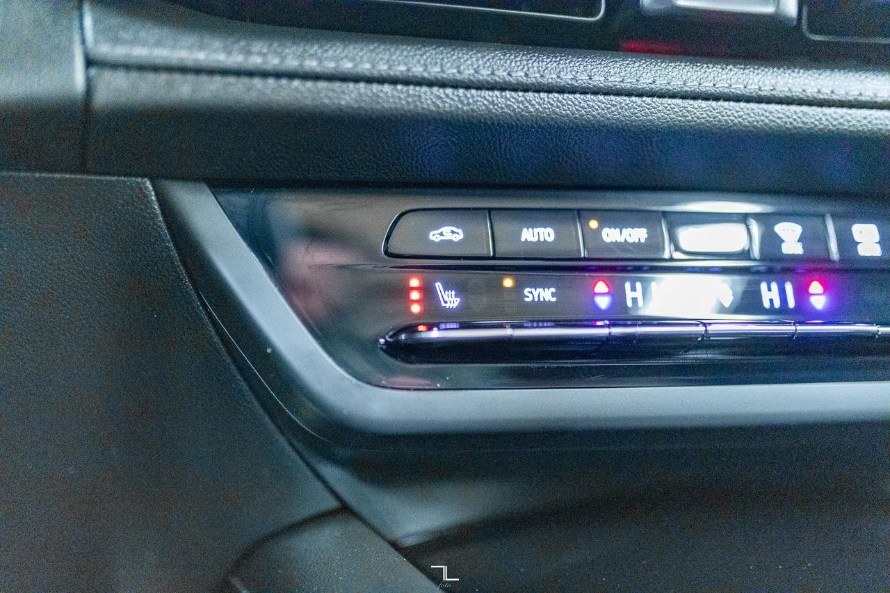 2023 Buick Envision AWD Preferred Roof BCam Red Deer AB