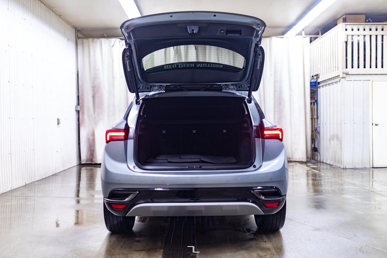 2023 Buick Envision AWD Preferred Roof BCam Red Deer AB