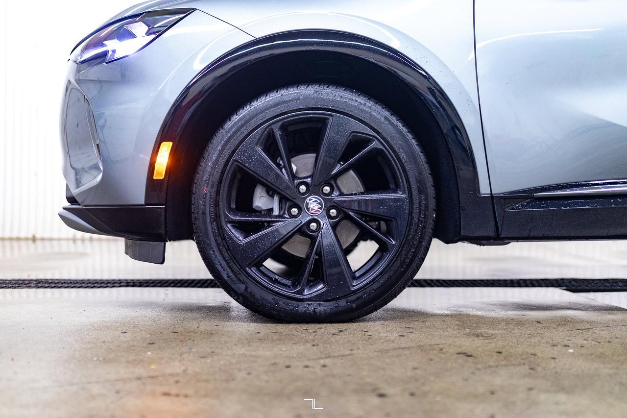 2023 Buick Envision AWD Preferred Roof BCam Red Deer AB