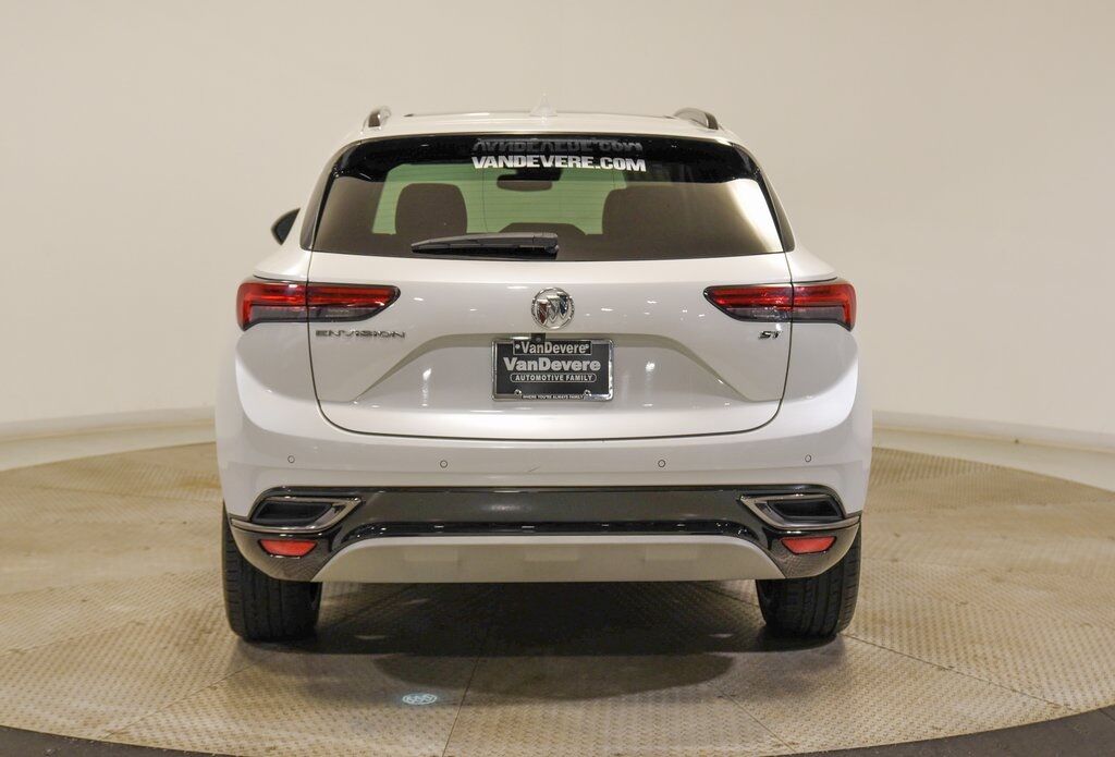 2023 Buick Envision Essence Akron OH