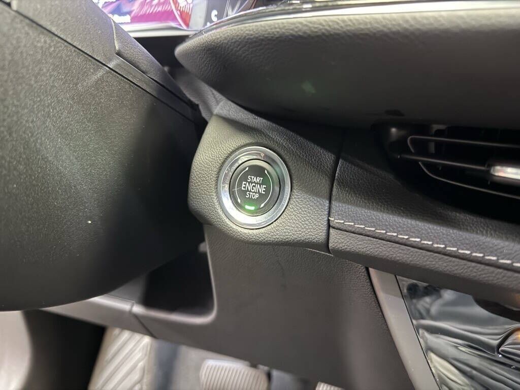 2023 Buick Envision Essence Royal Oak MI