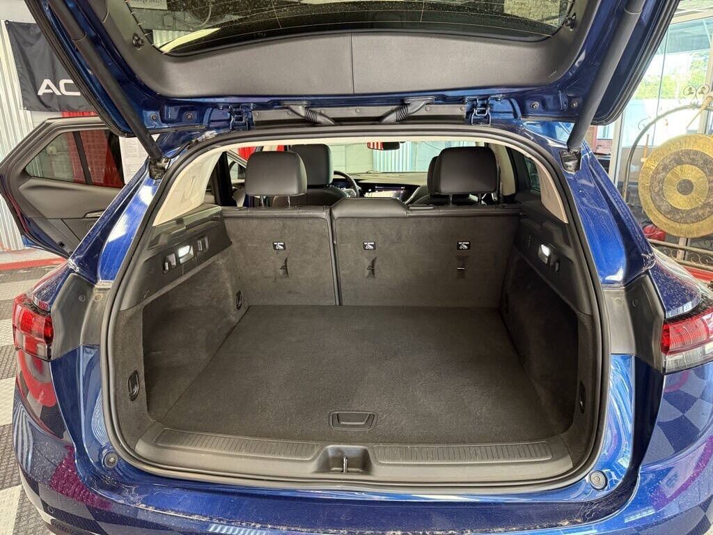 2023 Buick Envision Essence Royal Oak MI
