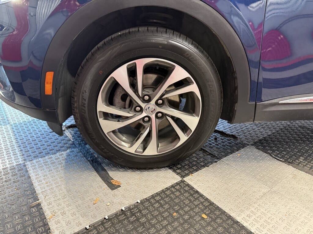2023 Buick Envision Essence Royal Oak MI