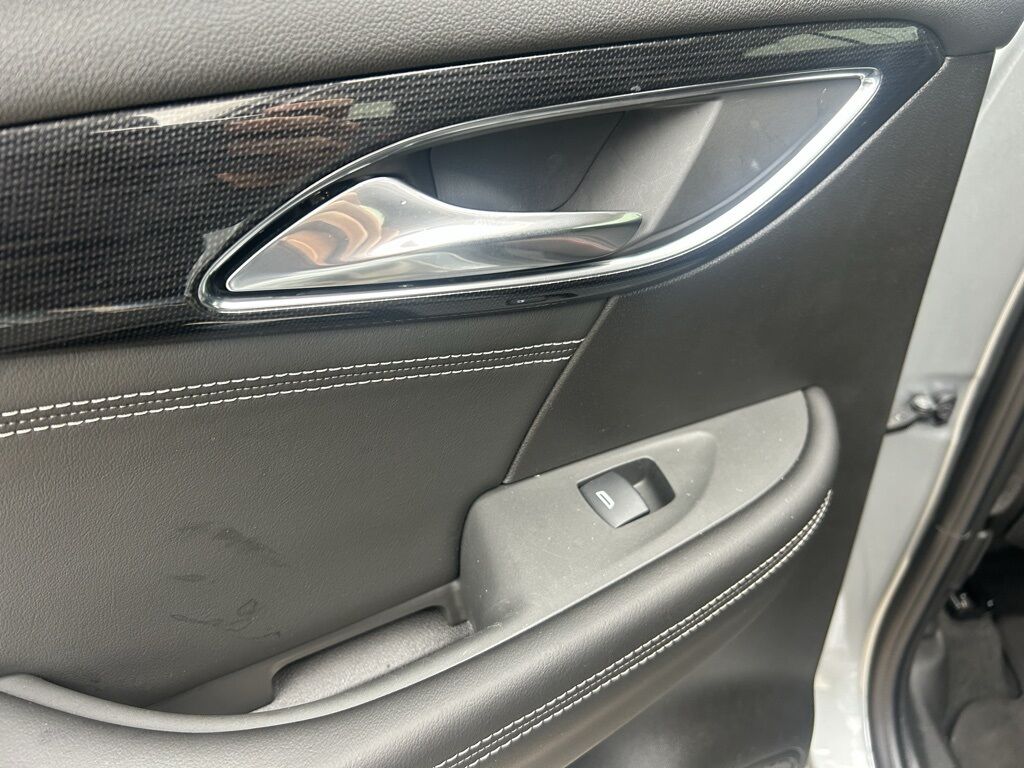 2023 Buick Envision Essence Crestwood KY