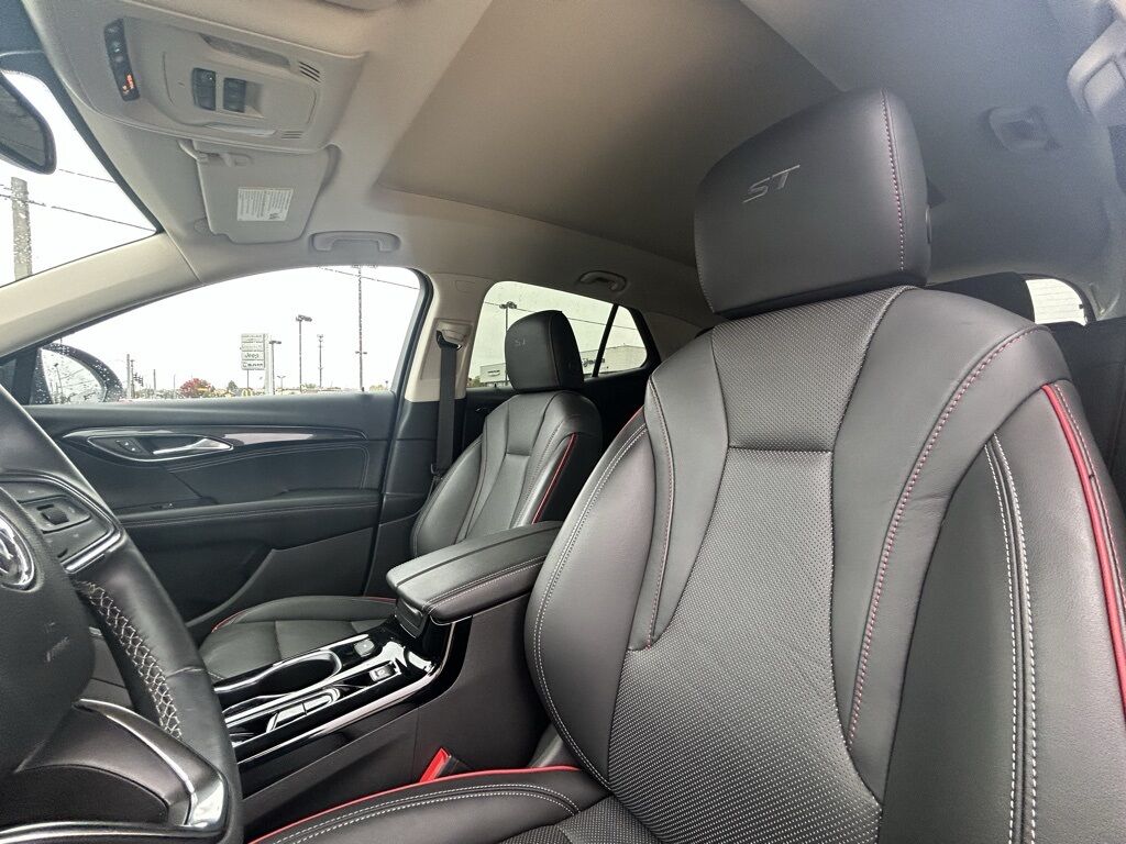 2023 Buick Envision Essence Crestwood KY