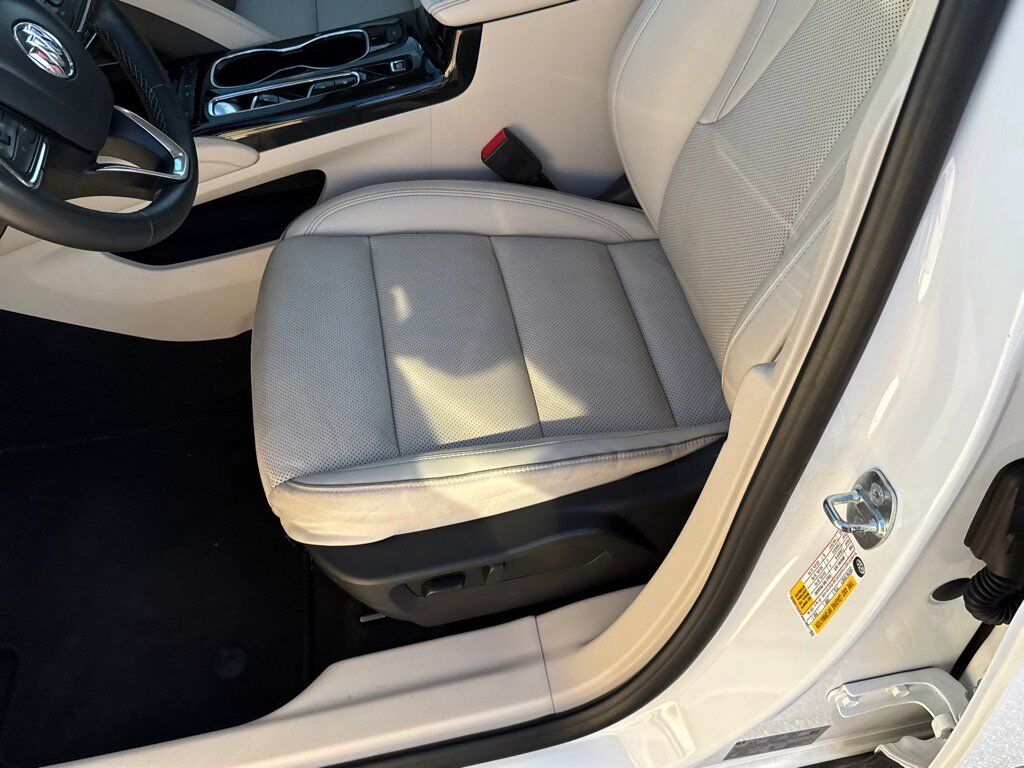 2023 Buick Envision Essence Johnson City TN