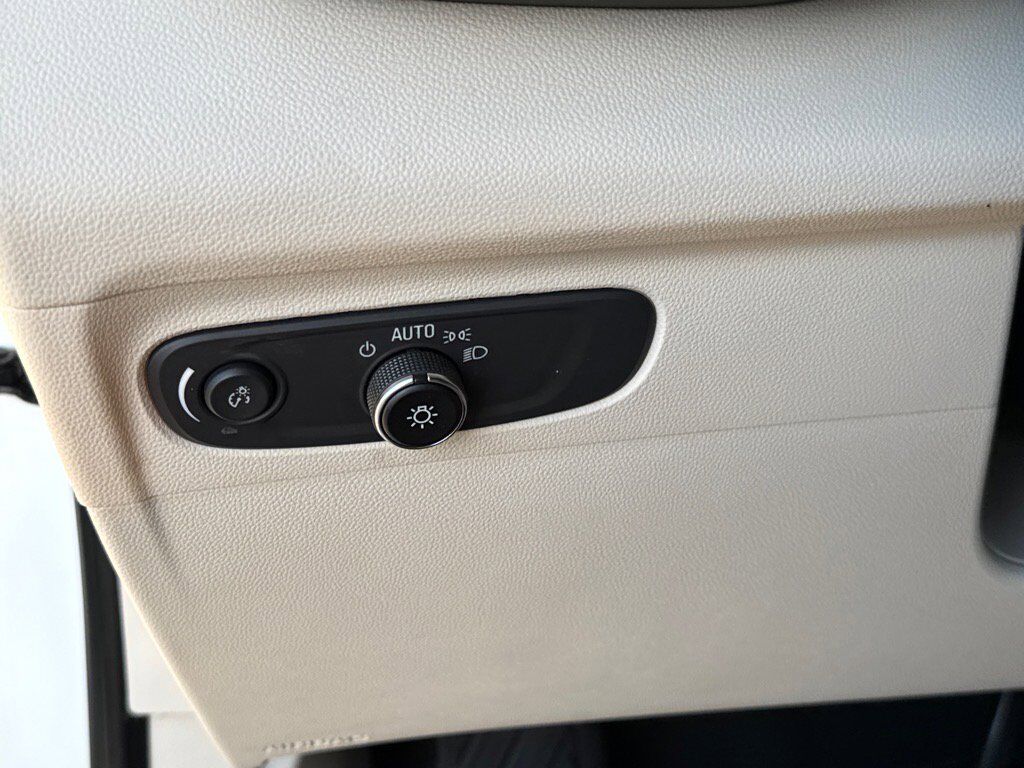 2023 Buick Envision Essence Johnson City TN