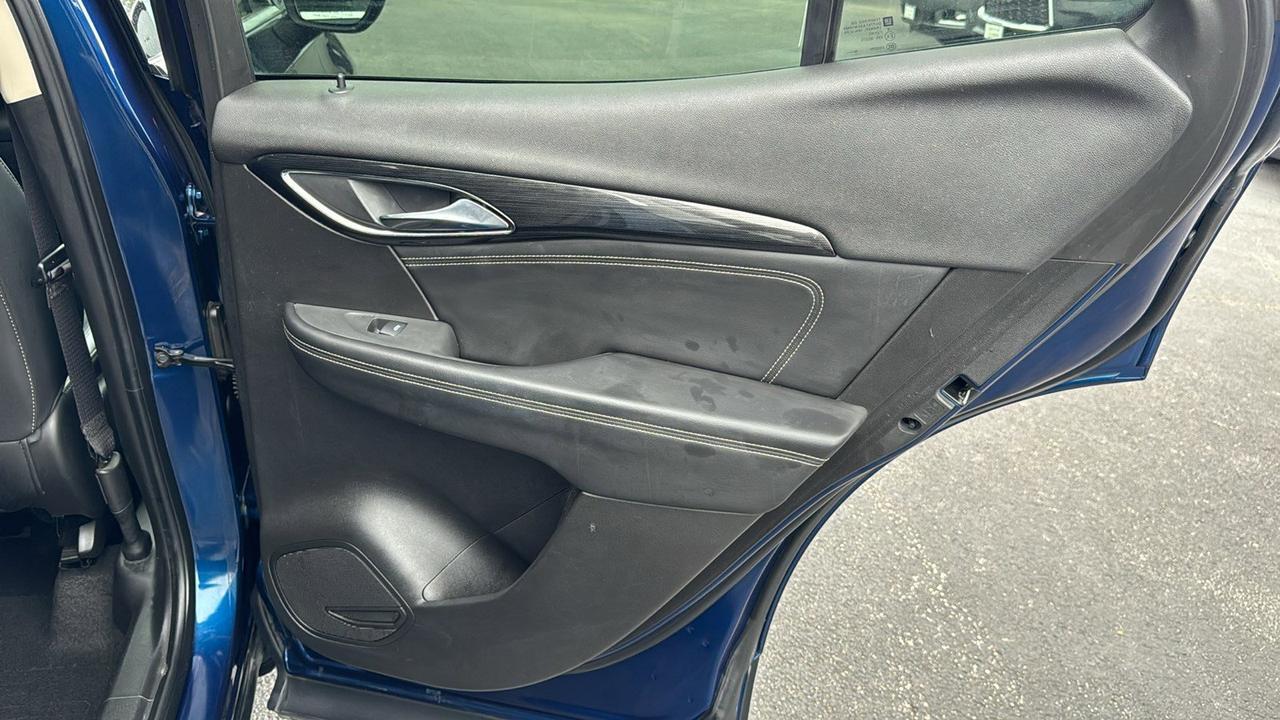 2023 Buick Envision Essence San Antonio TX