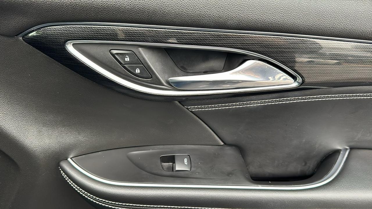 2023 Buick Envision Essence San Antonio TX