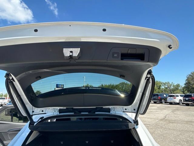 2023 Buick Envision Essence Carbondale IL