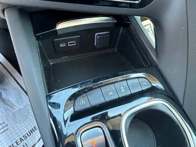 2023 Buick Envision Essence Carbondale IL