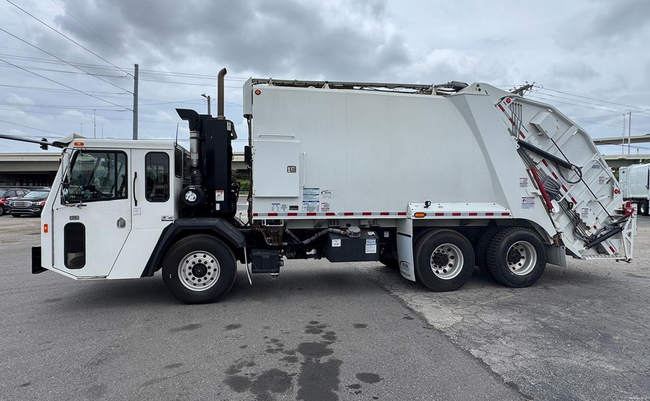 2023 CCC LET2 25 yard Pac-Tech Rear Loader Garbage Truck