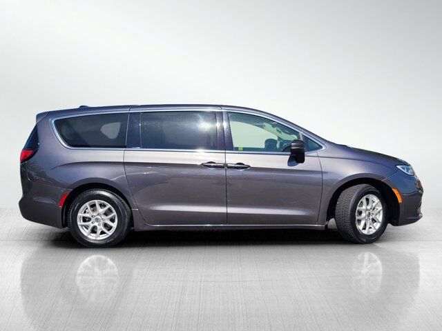 2023 CHRYSLER PACIFICA TOURING L Roseville CA