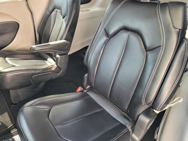 2023 CHRYSLER PACIFICA TOURING L Roseville CA