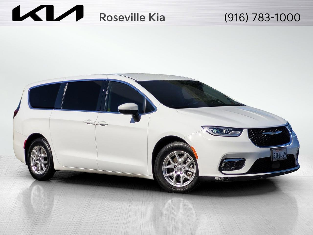 2023 CHRYSLER PACIFICA TOURING L