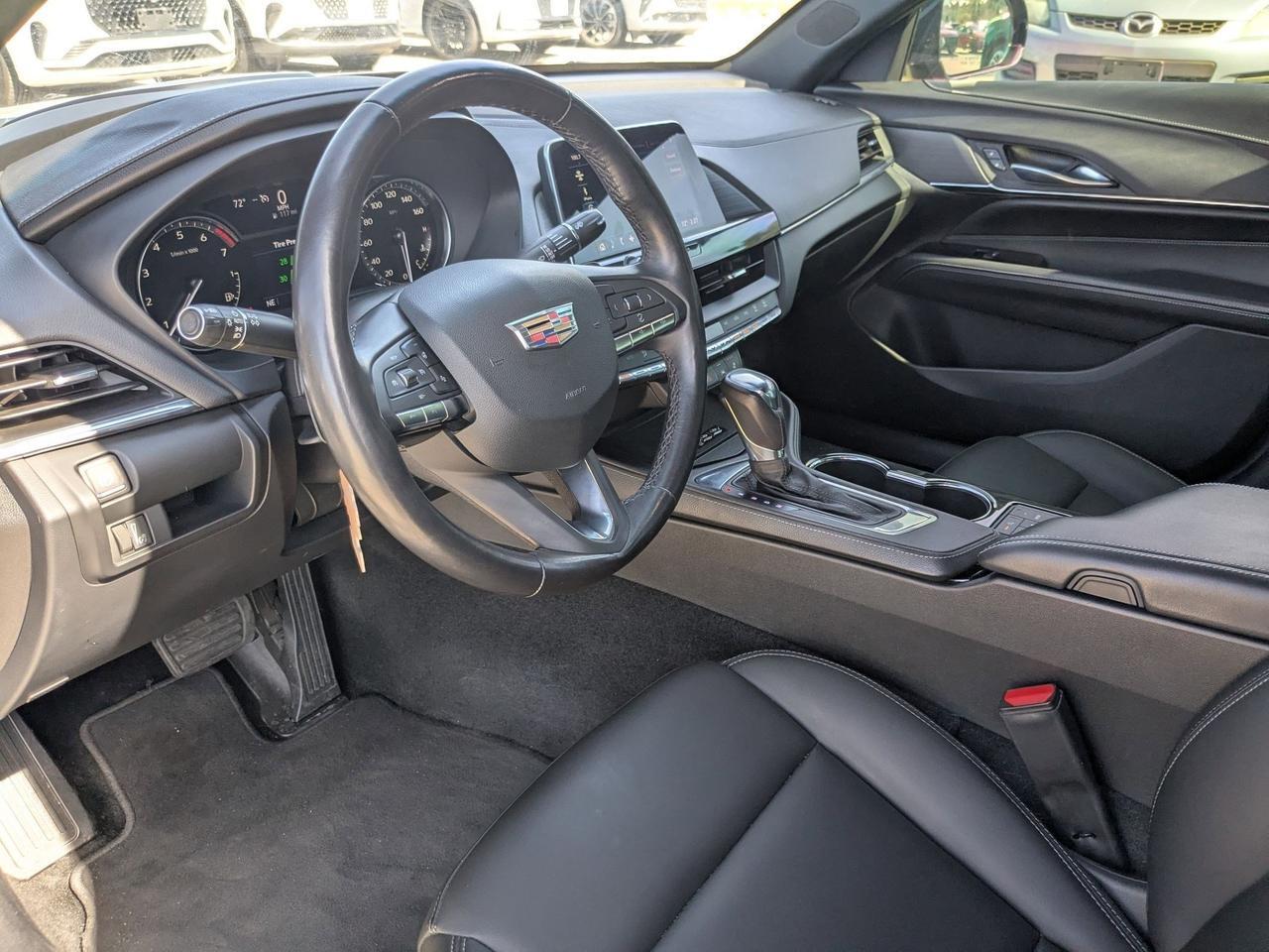 2023 Cadillac CT4 Luxury