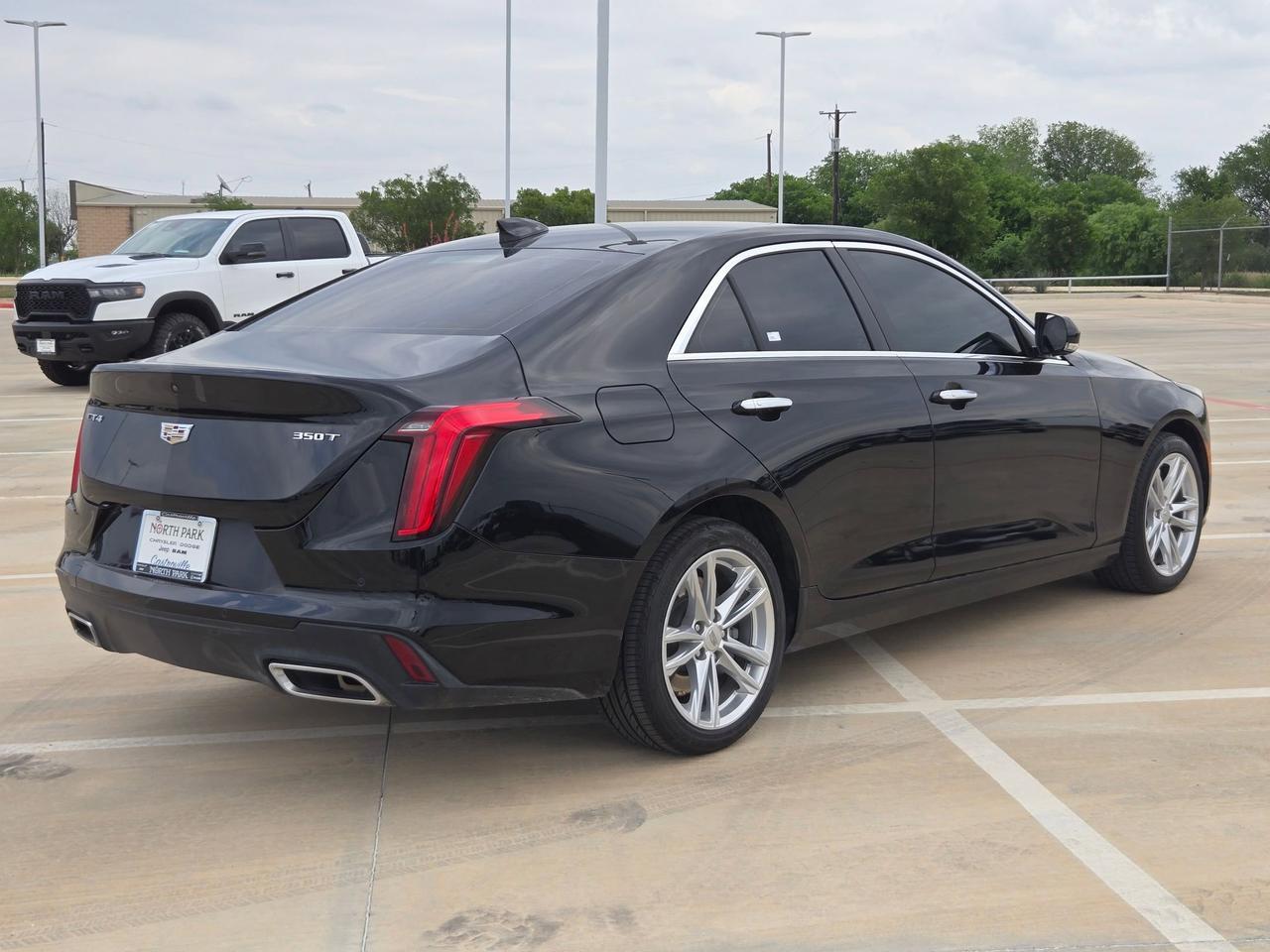 2023 Cadillac CT4 Luxury