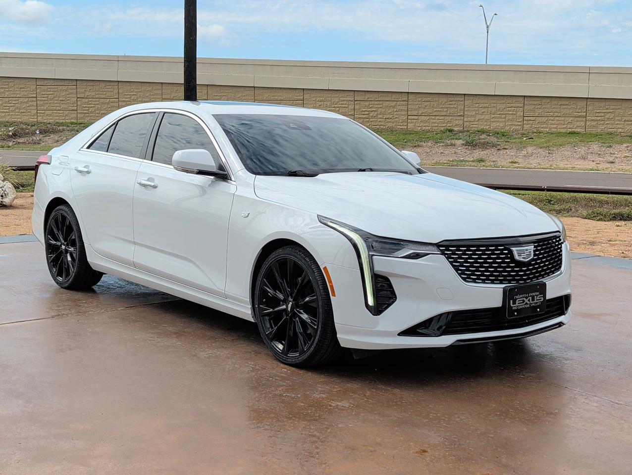 2023 Cadillac CT4