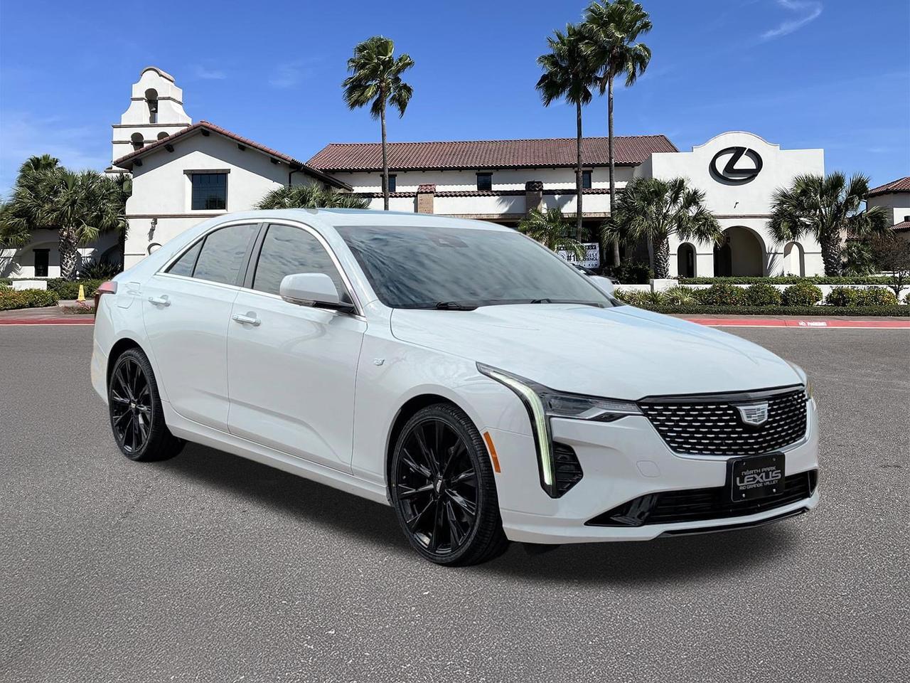 2023 Cadillac CT4 Luxury
