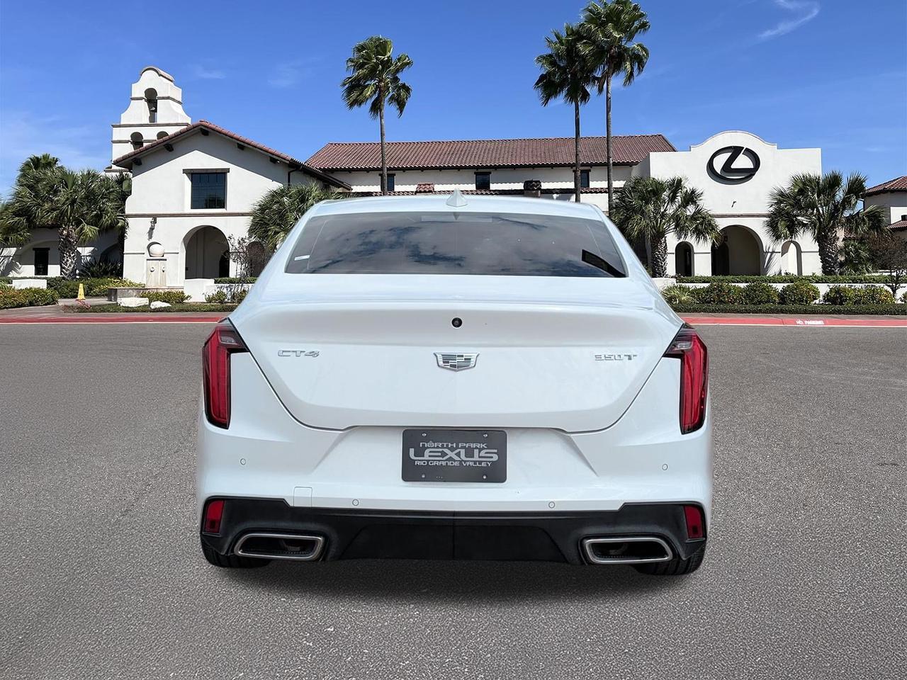2023 Cadillac CT4 Luxury