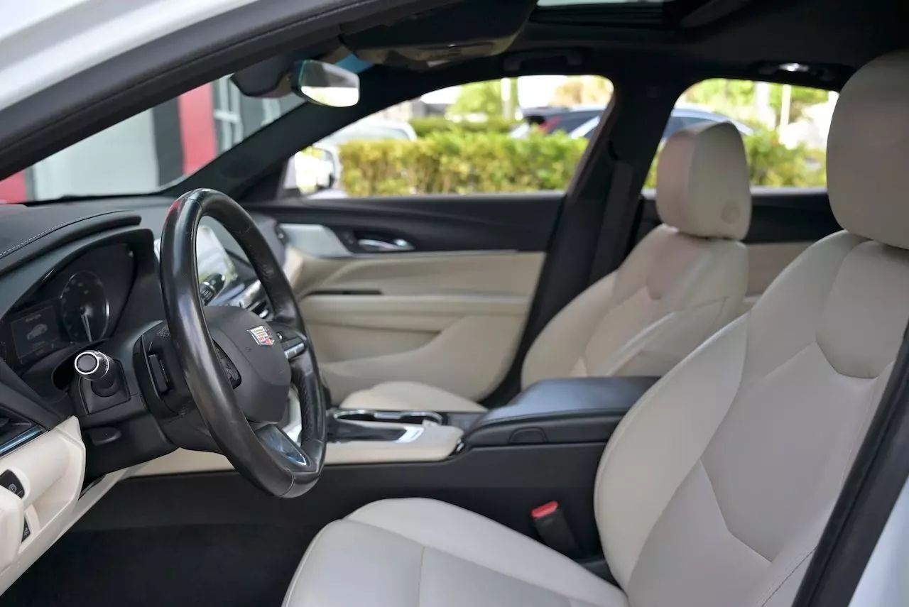 2023 Cadillac CT4 Luxury Sedan 4D Doral FL