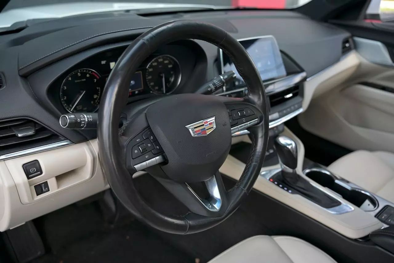 2023 Cadillac CT4 Luxury Sedan 4D Doral FL