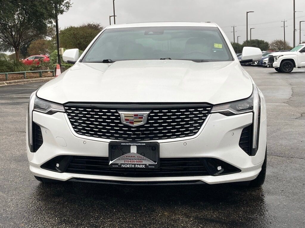 2023 Cadillac CT4 Premium Luxury