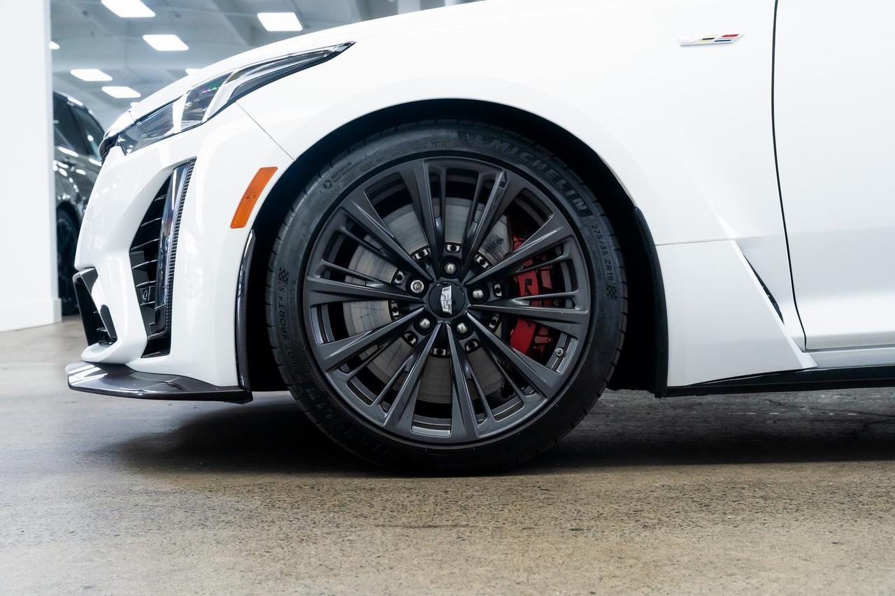 2023 Cadillac CT5 V-Series Vented Seats Carbon Fiber Package Portland OR