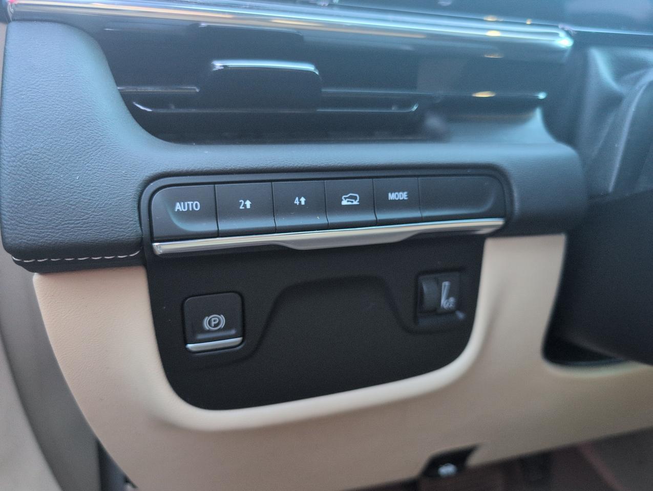 2023 Cadillac Escalade 4WD Premium Luxury San Antonio TX