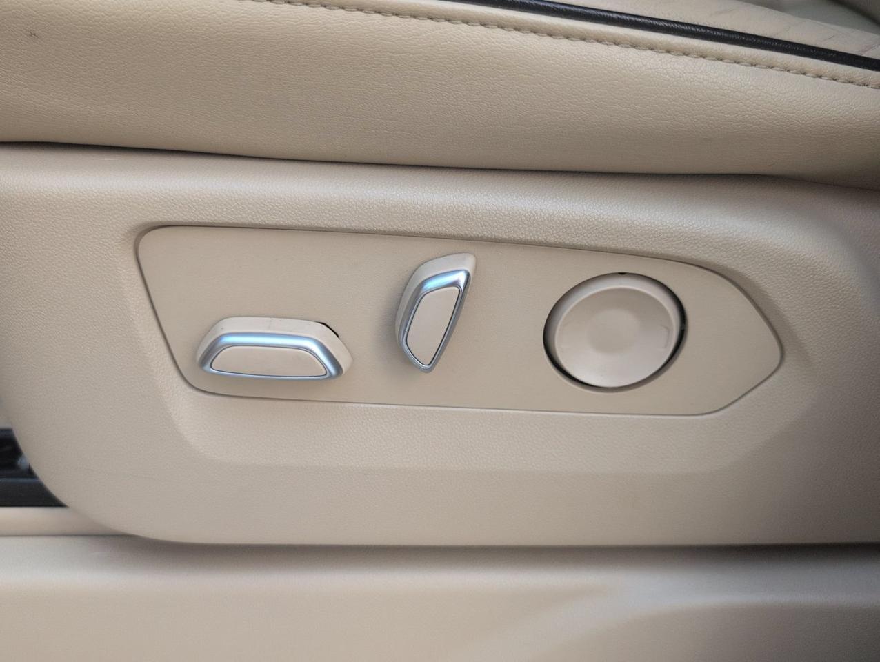 2023 Cadillac Escalade 4WD Premium Luxury San Antonio TX