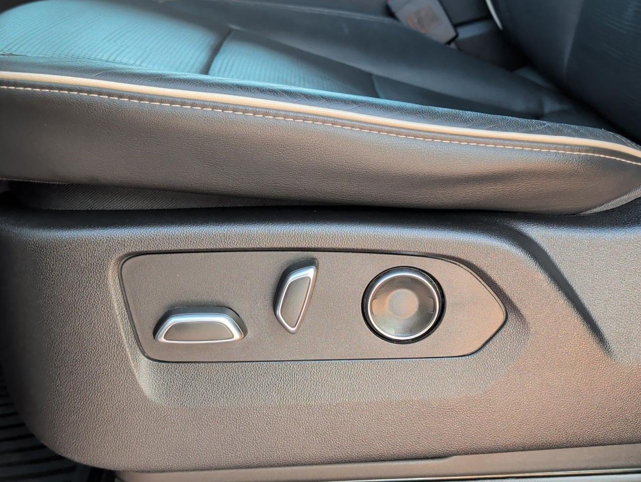 2023 Cadillac Escalade 4WD Premium Luxury San Juan TX