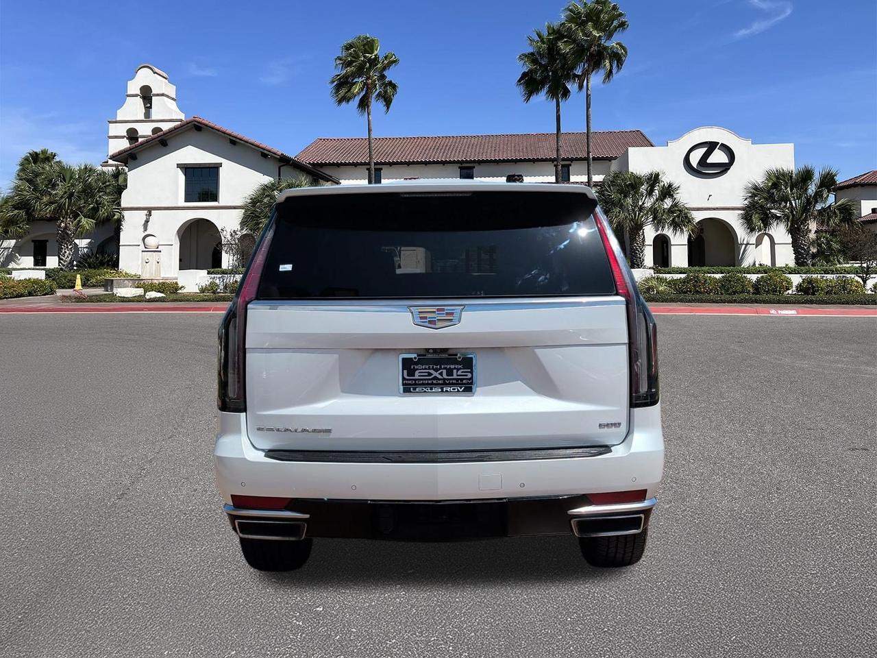 2023 Cadillac Escalade 4WD Premium Luxury