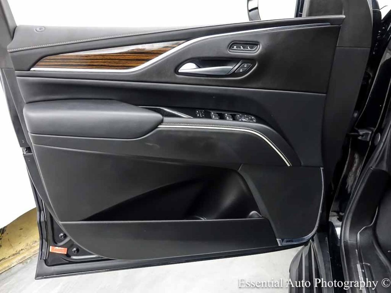 2023 Cadillac Escalade 4WD Premium Luxury Willowbrook IL