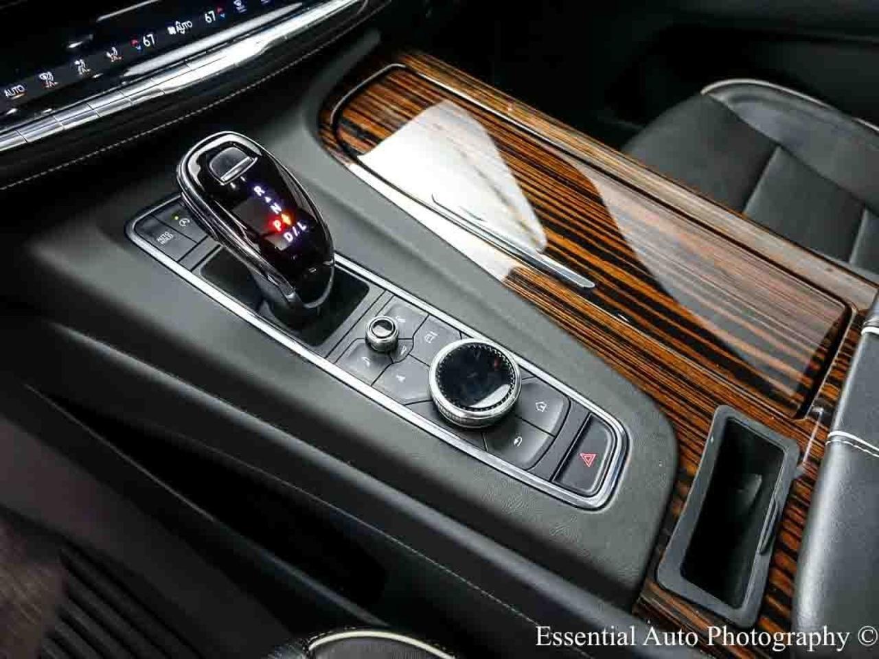 2023 Cadillac Escalade 4WD Premium Luxury Willowbrook IL