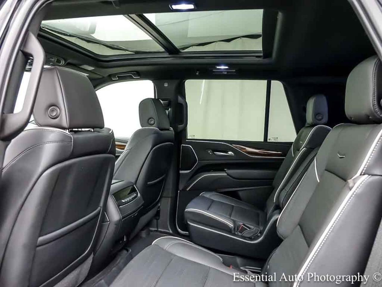 2023 Cadillac Escalade 4WD Premium Luxury Willowbrook IL