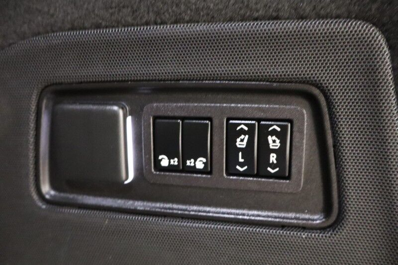 2023 Cadillac Escalade 4WD Sport 6.2L V8 GPS Camera Sunroof FREE WARRANTY Arlington TX