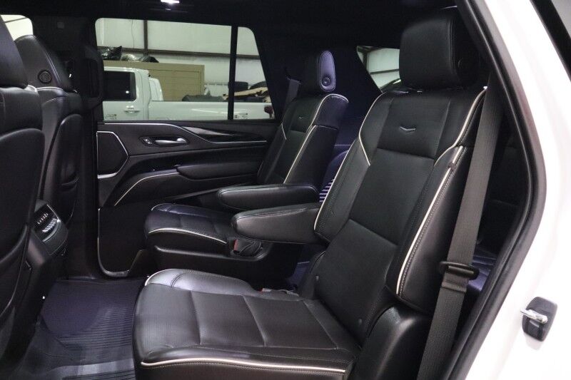 2023 Cadillac Escalade 4WD Sport 6.2L V8 GPS Camera Sunroof FREE WARRANTY Arlington TX