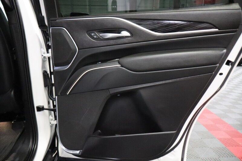 2023 Cadillac Escalade 4WD Sport 6.2L V8 GPS Camera Sunroof FREE WARRANTY Arlington TX
