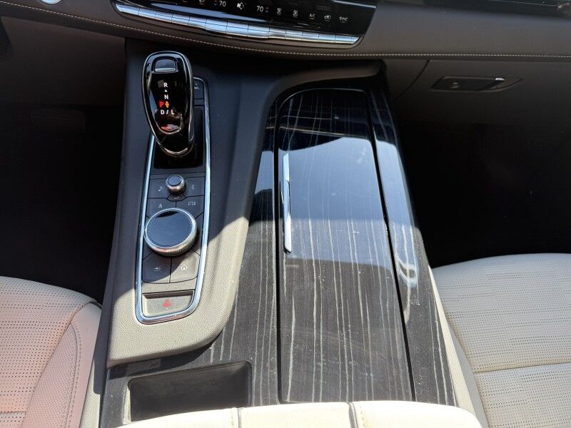 2023 Cadillac Escalade 4WD Sport Collinsville OK