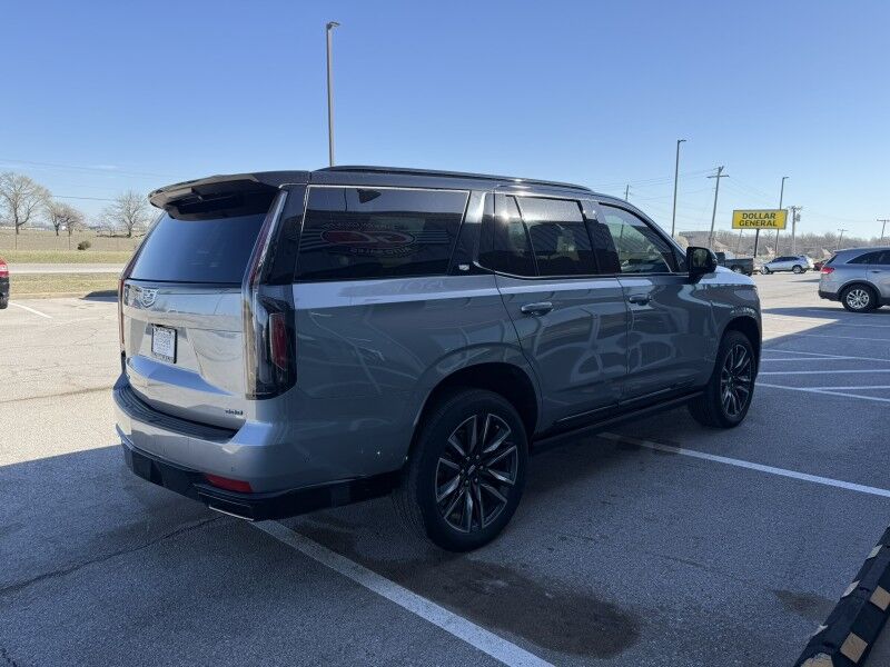 2023 Cadillac Escalade 4WD Sport Collinsville OK