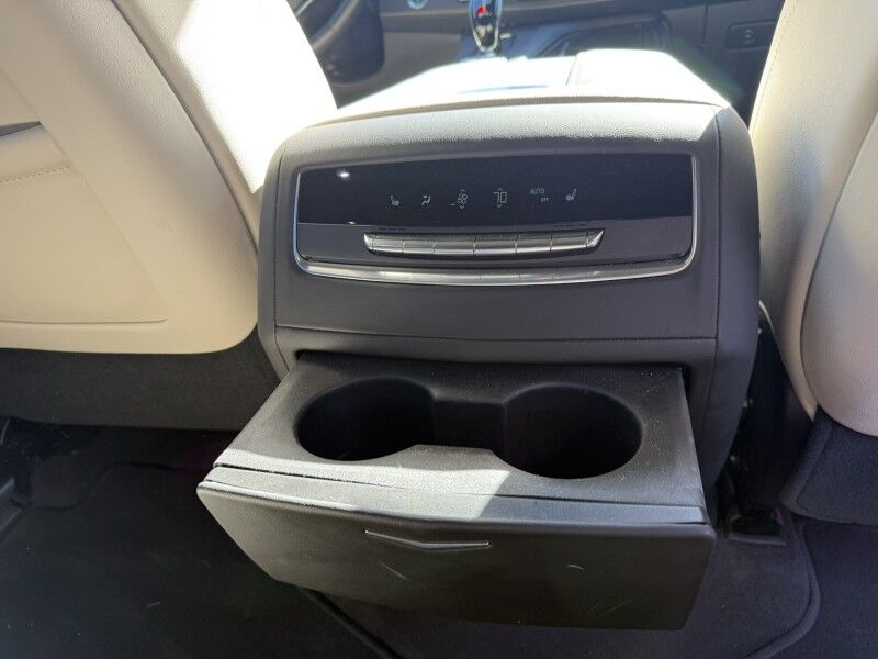2023 Cadillac Escalade 4WD Sport Collinsville OK