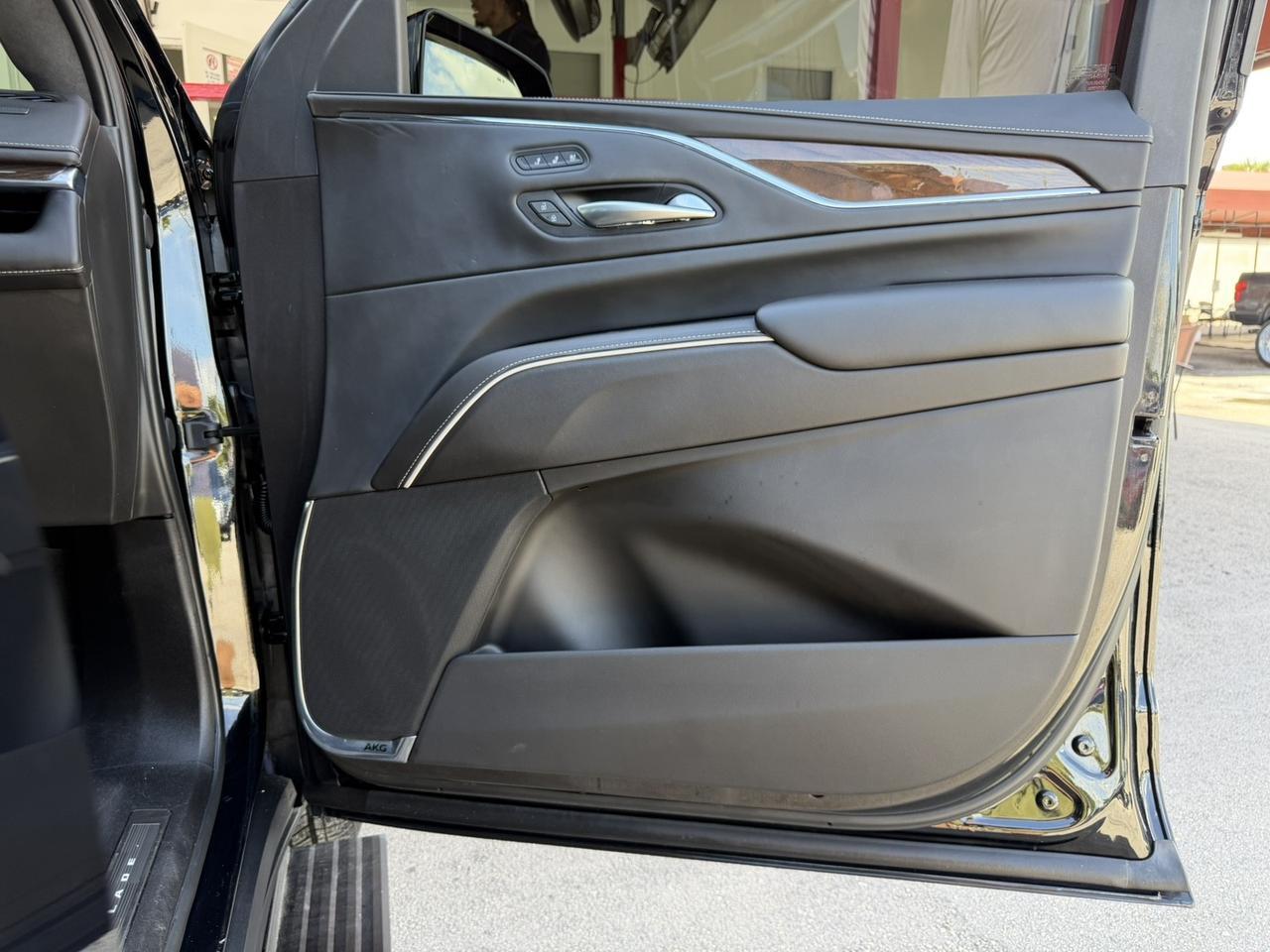 2023 Cadillac Escalade 4WD Sport Platinum Miami FL