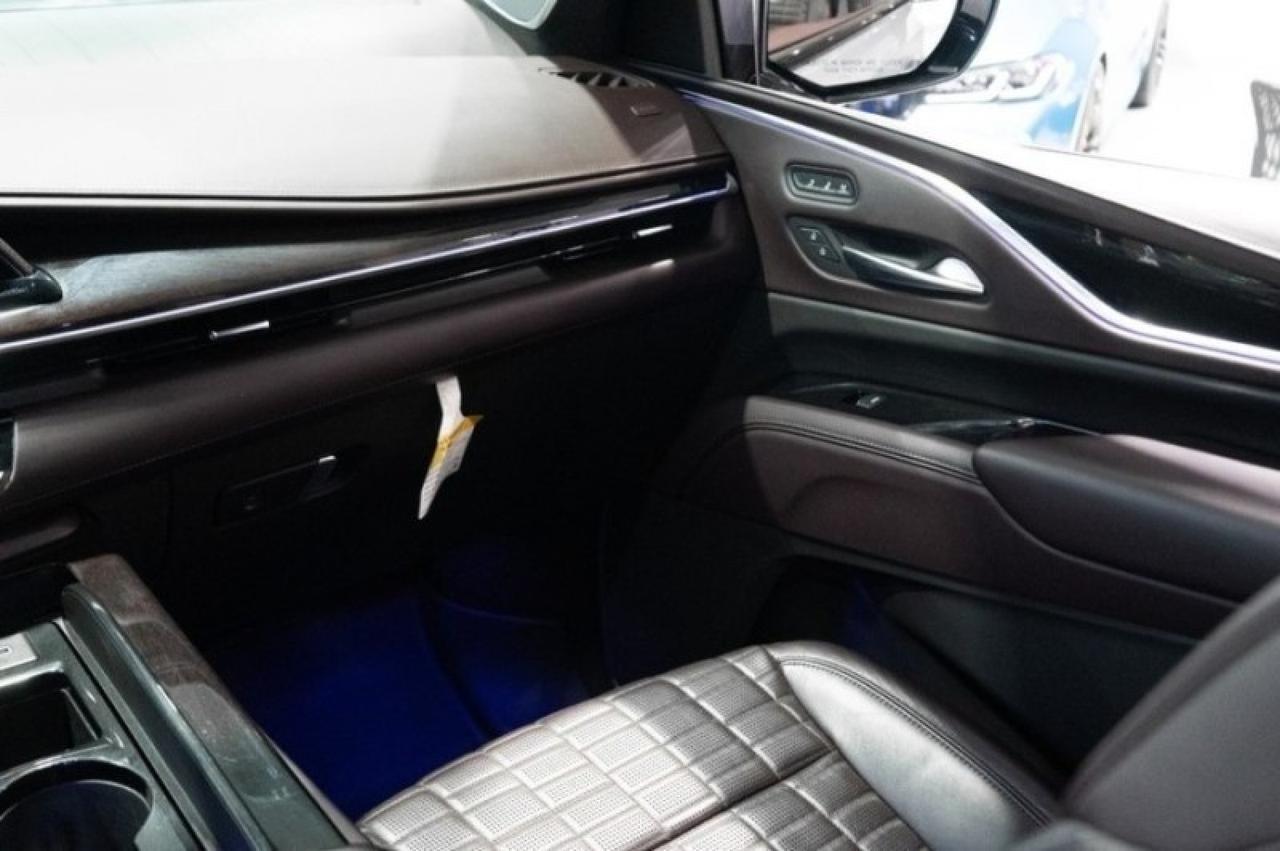 2023 Cadillac Escalade 4WD Sport Platinum Yonkers NY