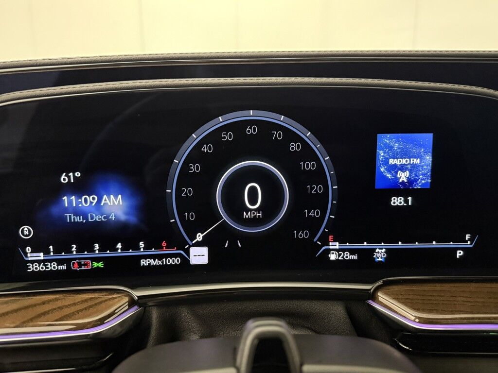 2023 Cadillac Escalade 4WD Sport Platinum w/Onyx/Night Vision/Super Cruise Maumee OH